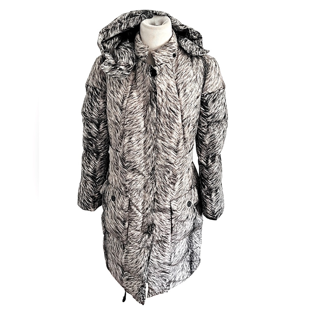 Oscar De La Renta Puffer Coat Silk Gray Fur Print 2011 Collection Women Sz 6